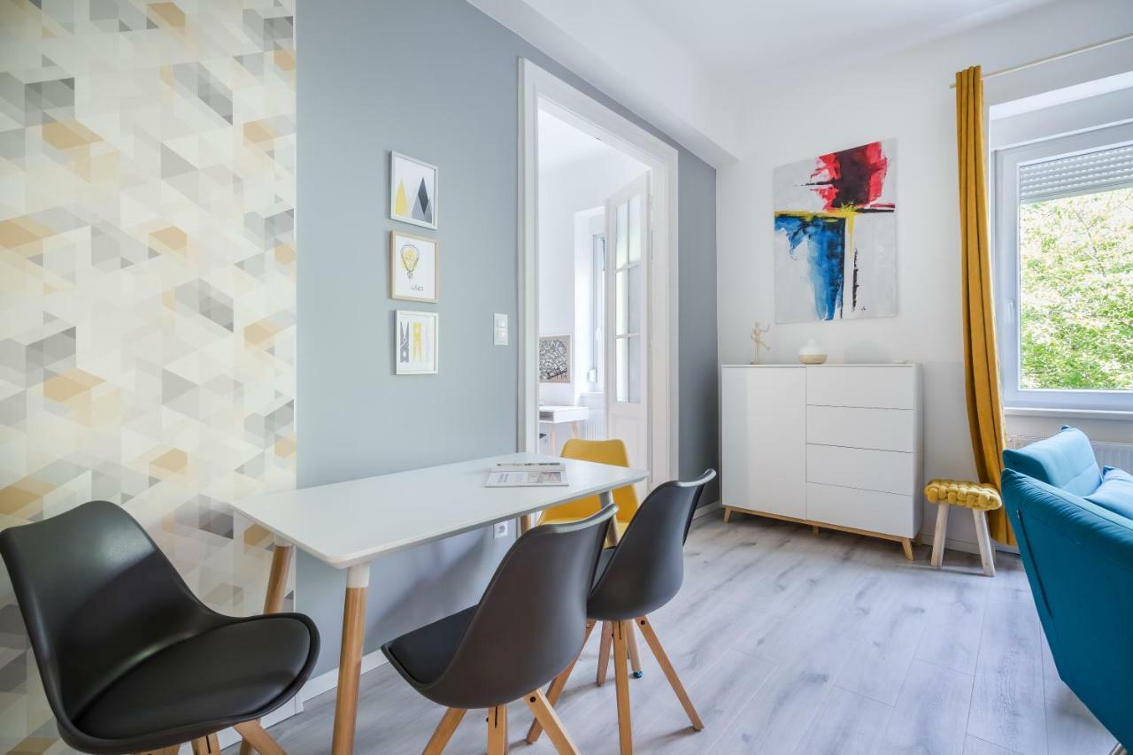 Bpr Color Fusion Home With A/C بودابست المظهر الخارجي الصورة