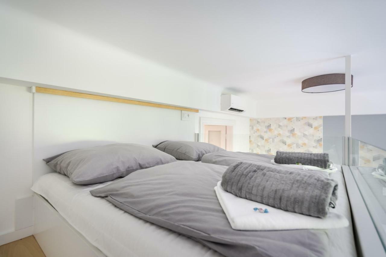 Bpr Color Fusion Home With A/C بودابست المظهر الخارجي الصورة