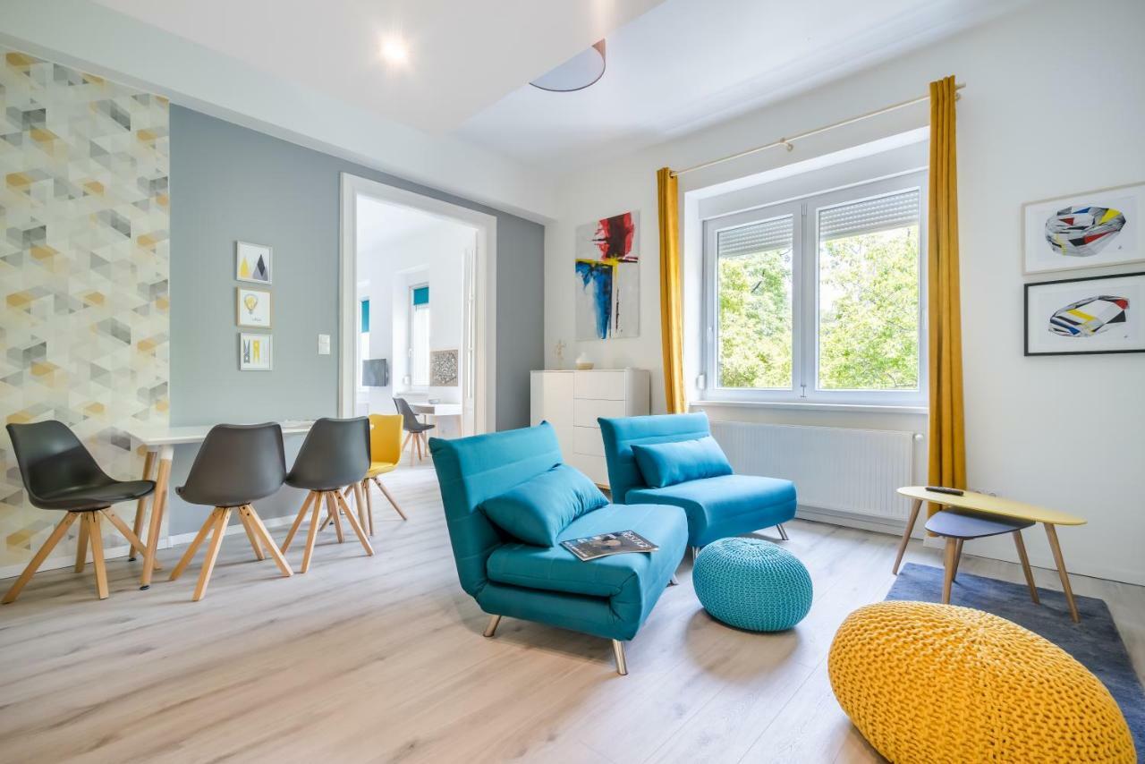 Bpr Color Fusion Home With A/C بودابست المظهر الخارجي الصورة