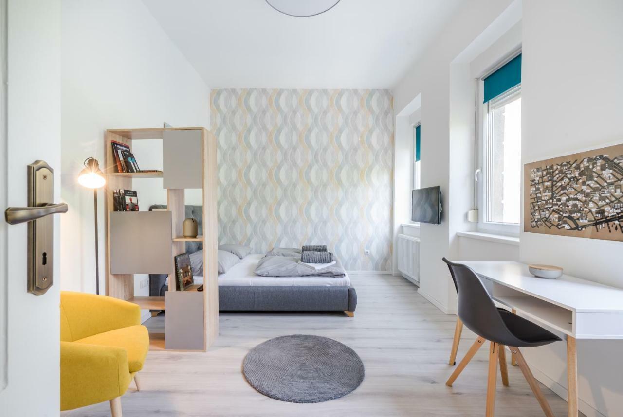 Bpr Color Fusion Home With A/C بودابست المظهر الخارجي الصورة